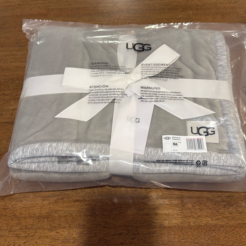 UGG Duffield throw 2 cozy blanket